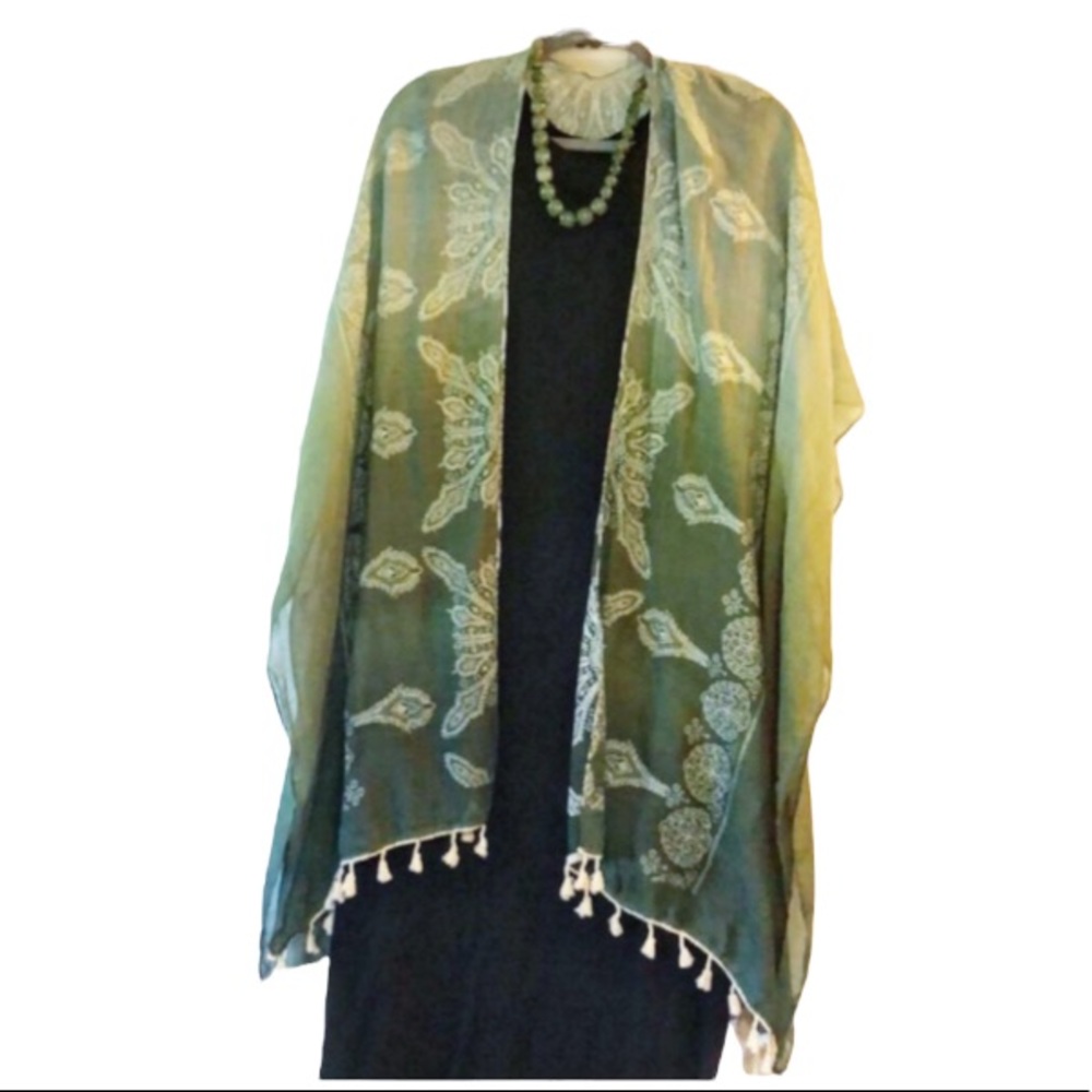 Hippie Bohenian BOHO green ombré kimono Ruana coverup O/S